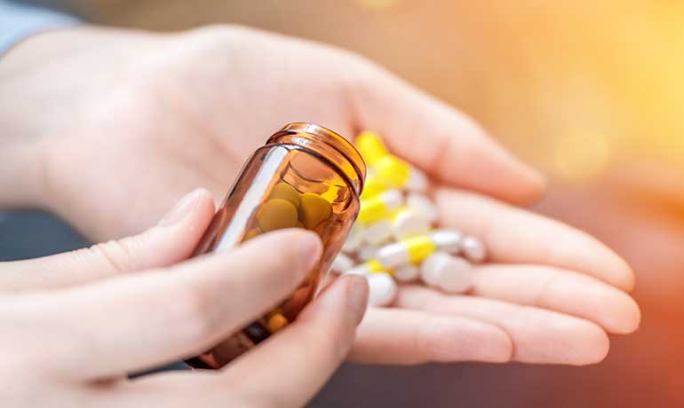 Sube la automedicación en España hasta un 34,9% por el aumento del uso de la homeopatía y los remedios naturales