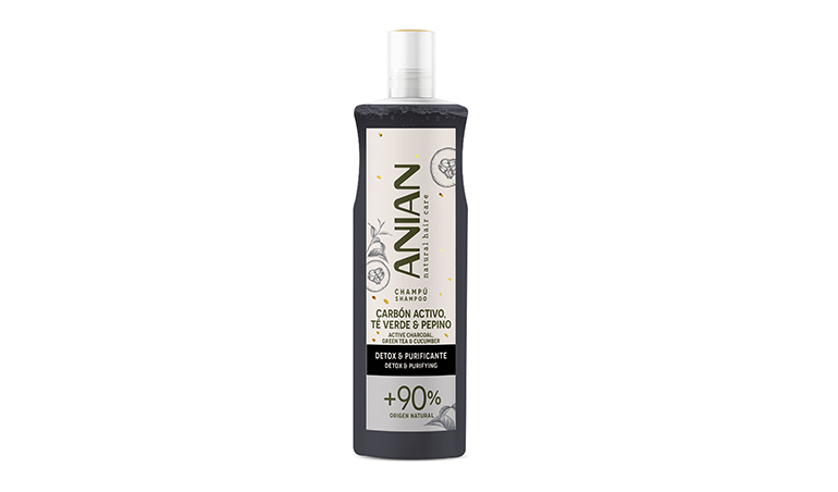 ANIAN apuesta por un cabello limpio y sedoso con su línea detox de carbón activo