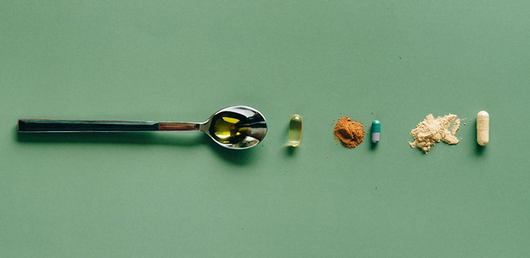 El auge del consumo de complementos alimenticios abre debate sobre sus riesgos y necesidades