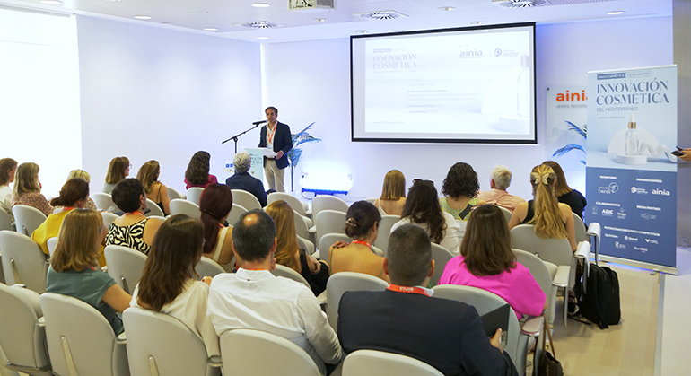 Innocosmética 2025 abordará los retos del sector cosmético en IA, well-aging y microbioma