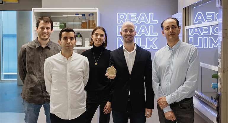 La startup Real Deal Milk desarrolla un sistema para producir leche de vaca sin intervención del animal