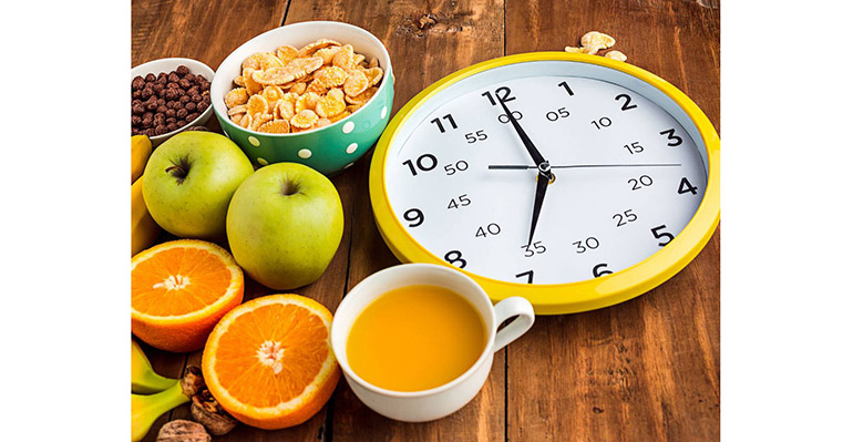 No solo importa qué comes, sino cuándo: la clave está en el horario
