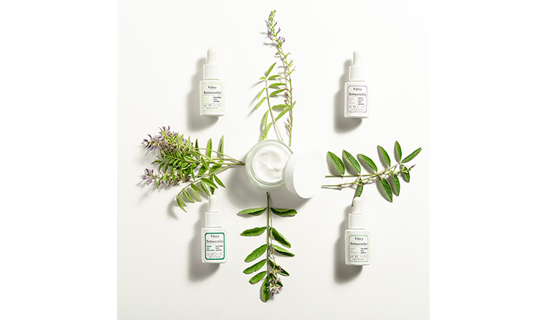 Vitry presenta Botaceutics, su primera colección de productos para el cuidado facial que combina ingredientes botánicos y activos dermocéuticos