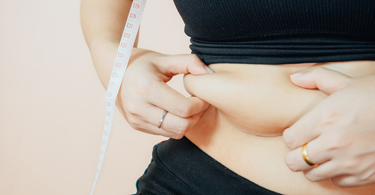 Menopausia y cambios físicos: el 73% de las mujeres sufre acumulación de grasa abdominal