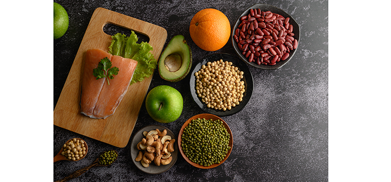 Cómo combinar mejor proteínas e ingredientes clave en una alimentación cotidiana equilibrada 