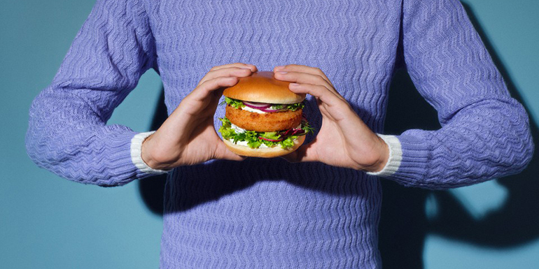 -salmon-superalimento-veraniego-que-cuida-tu-piel-eleva-tu-energia