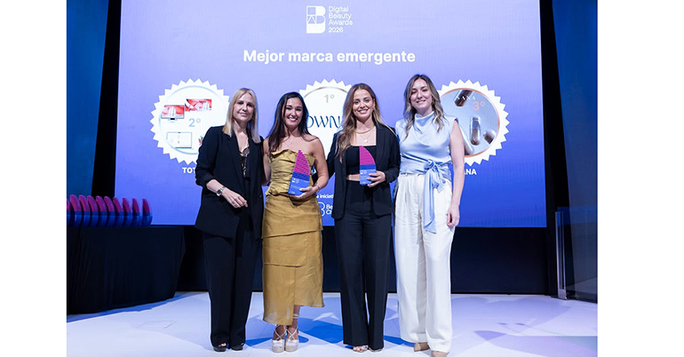 -digital-beauty-awards-distinguen-ownia-cosmetics-como-mejor-marca-emergente